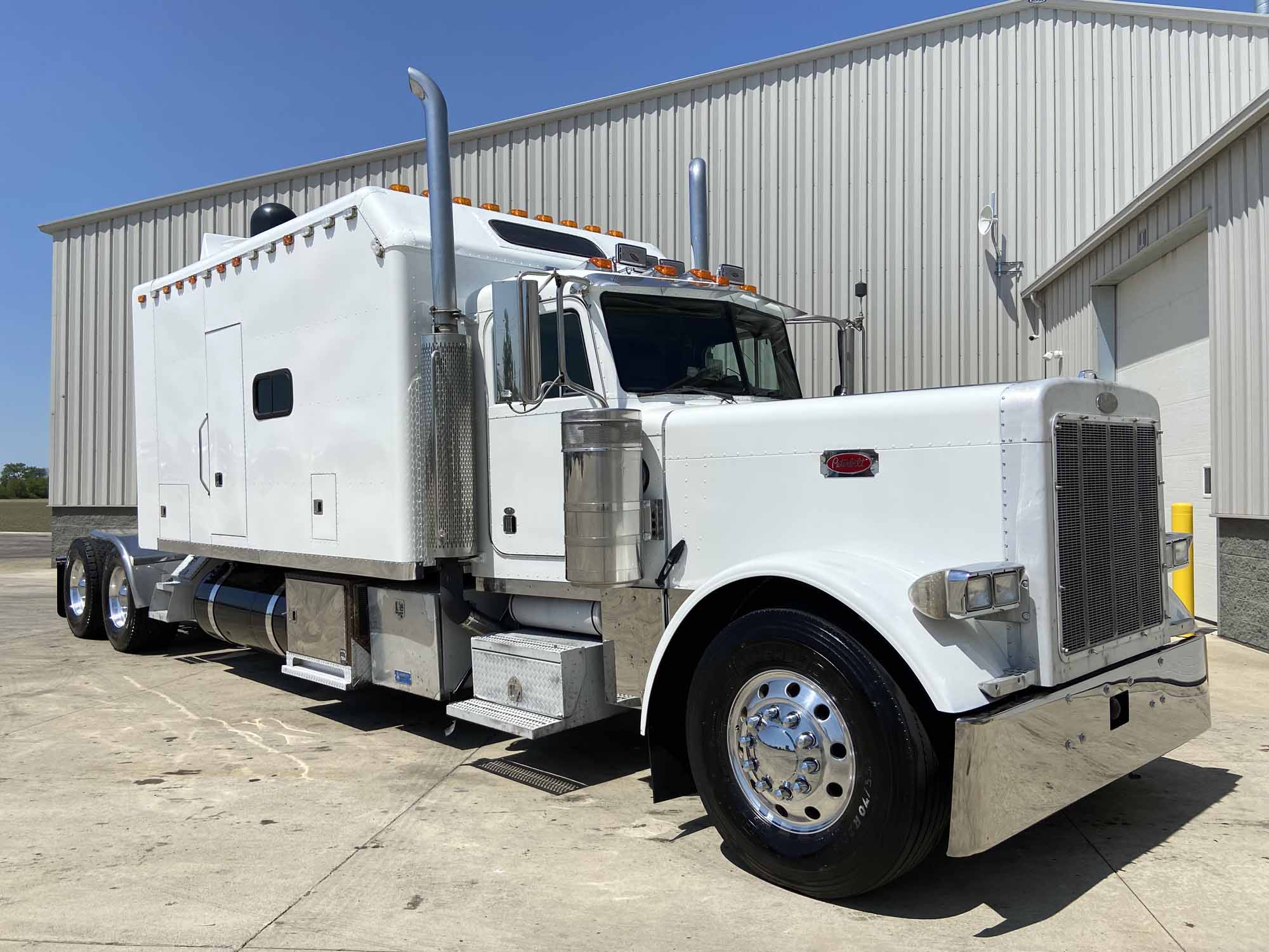 2000 PETERBILT 379EXHD 517896 Ohio Truck Sales